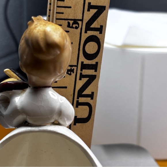 Inarco 1962 E-733 Pretty Girl Planter playing a violin. - Picture 5 of 9